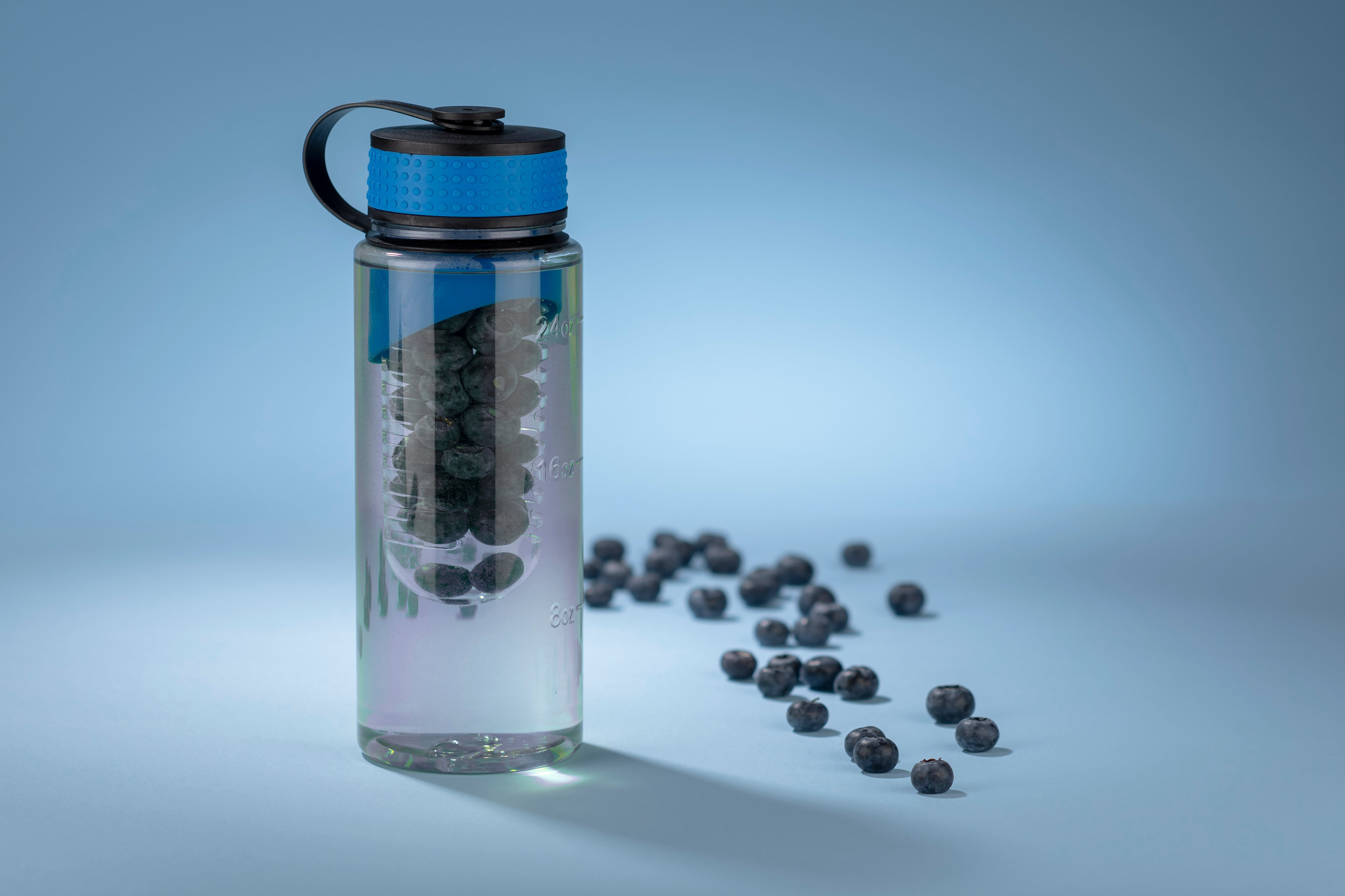 Ūdens pudele ar augļu uzglabāšanas groziņu FRUGT 800 ml