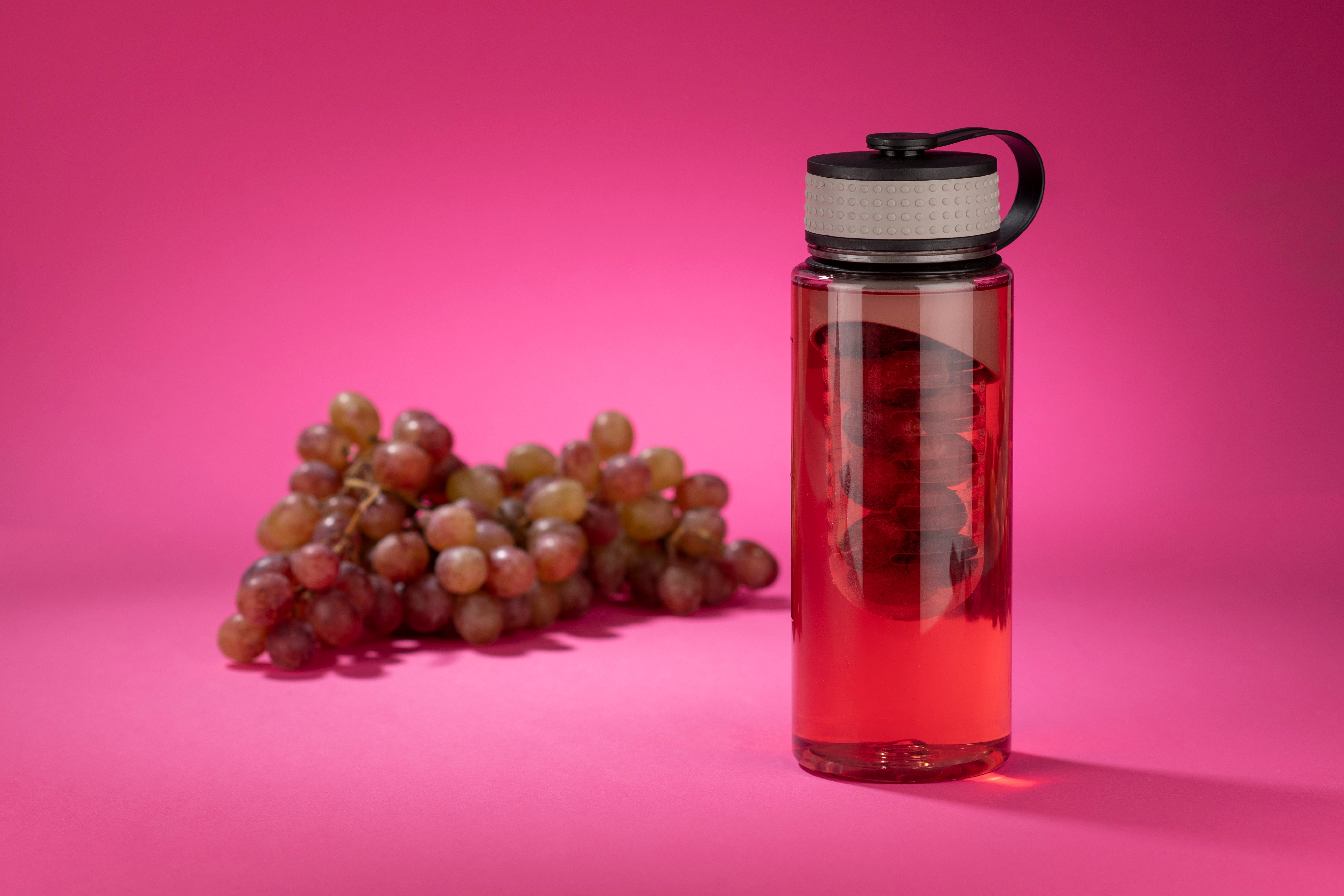 Ūdens pudele ar augļu uzglabāšanas groziņu FRUGT 800 ml