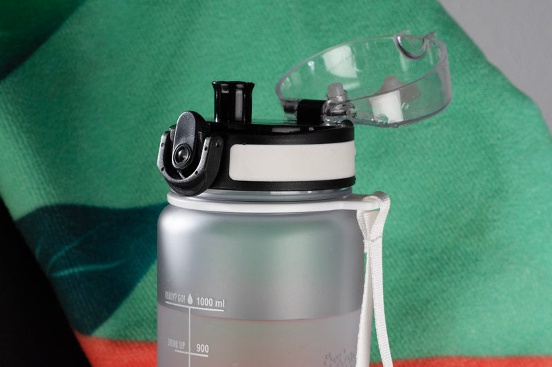 Motivācijas ūdens pudele carurspīdīga 1000 ml MOTIVA