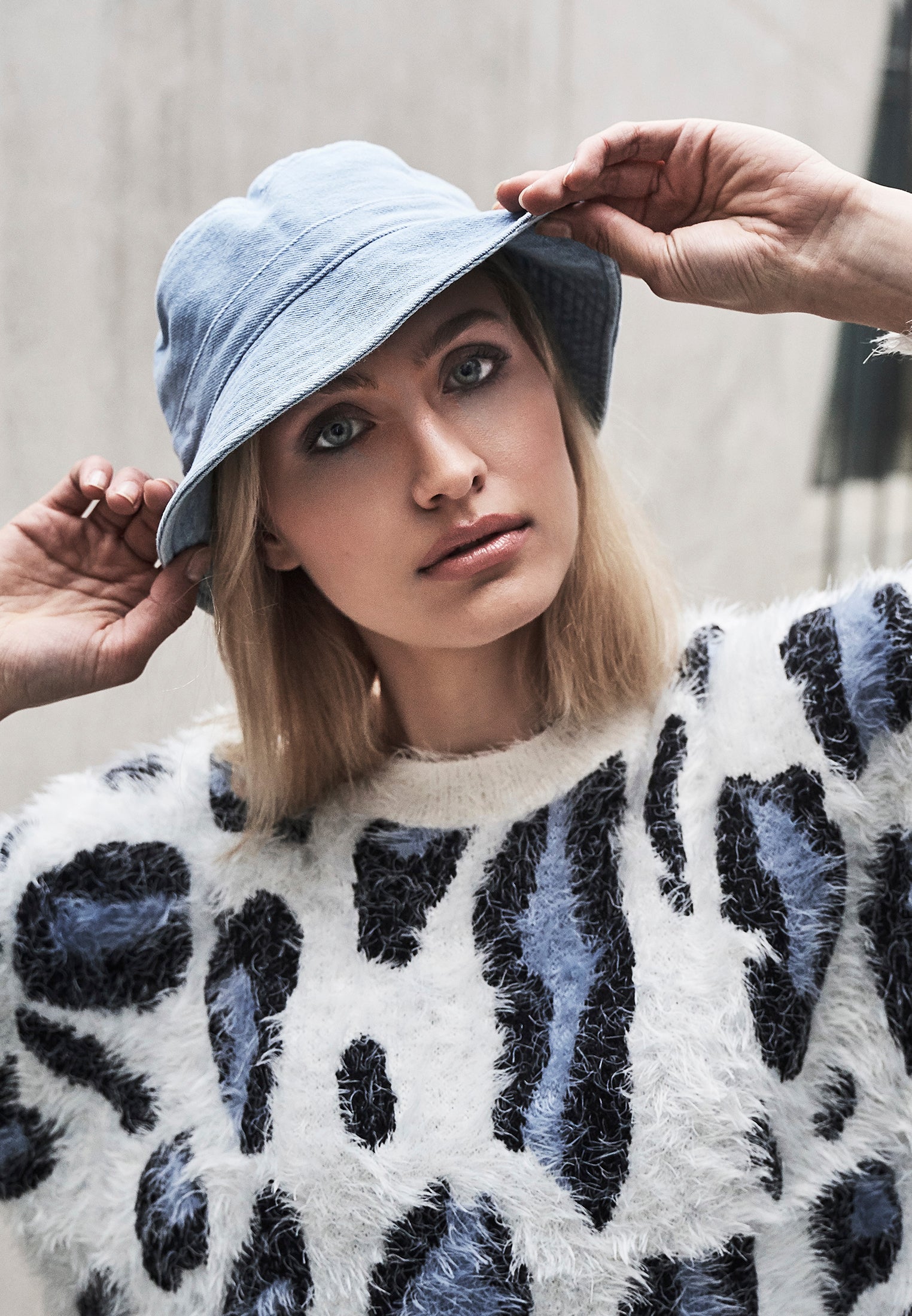 YUPOONG FLEXFIT Denim Bucket Hat blue