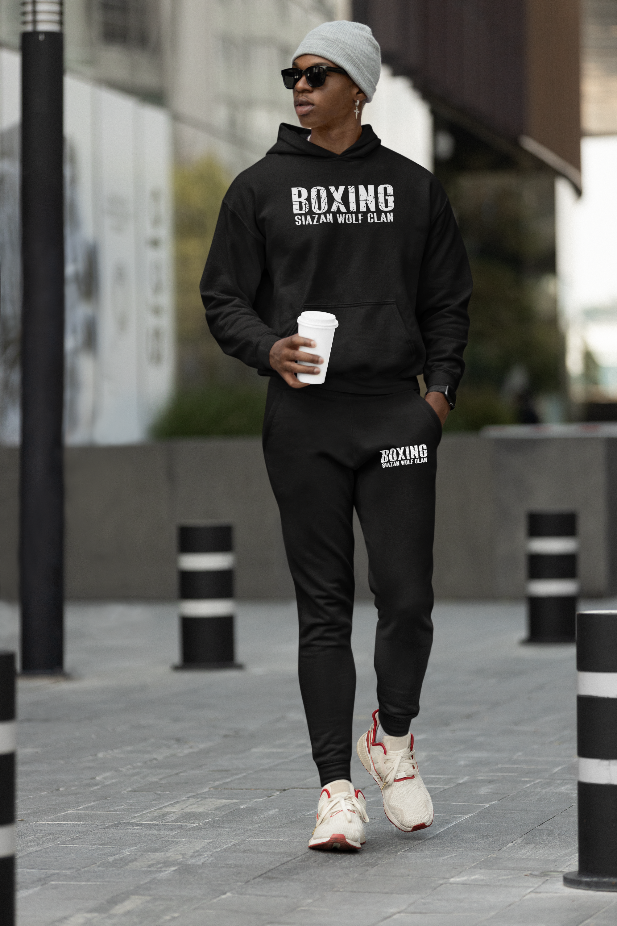 Hoodie boxing ar izšuvumu