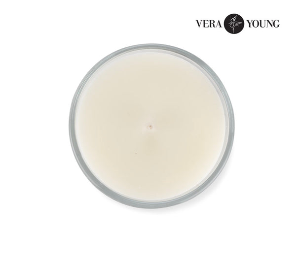 Sojas vaska svece 170g - Plūme & Patčulīja - VERA YOUNG