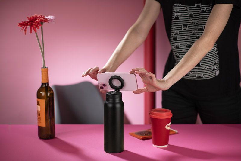 Termoss ar magnētisko turētāju MAGHOLD 700 ml