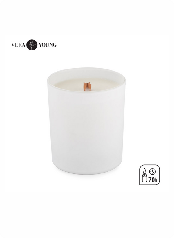 Sojas vaska svece 220g - Library - VERA YOUNG
